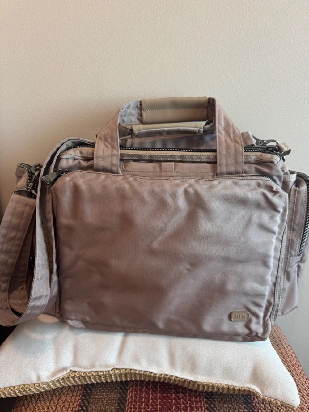 LUG Atlas Ultra X travel/work bag w/padded Laptop compartment